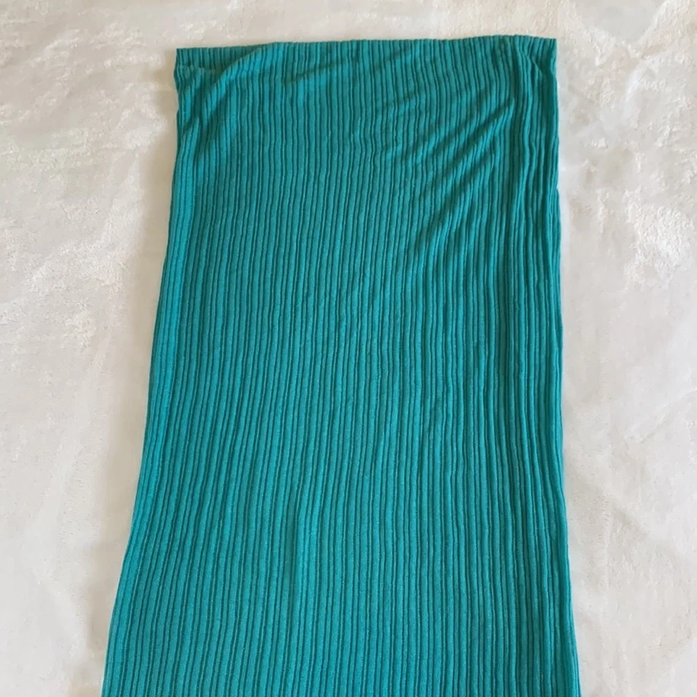 Roots Ribbed Knit Infinity Scarf